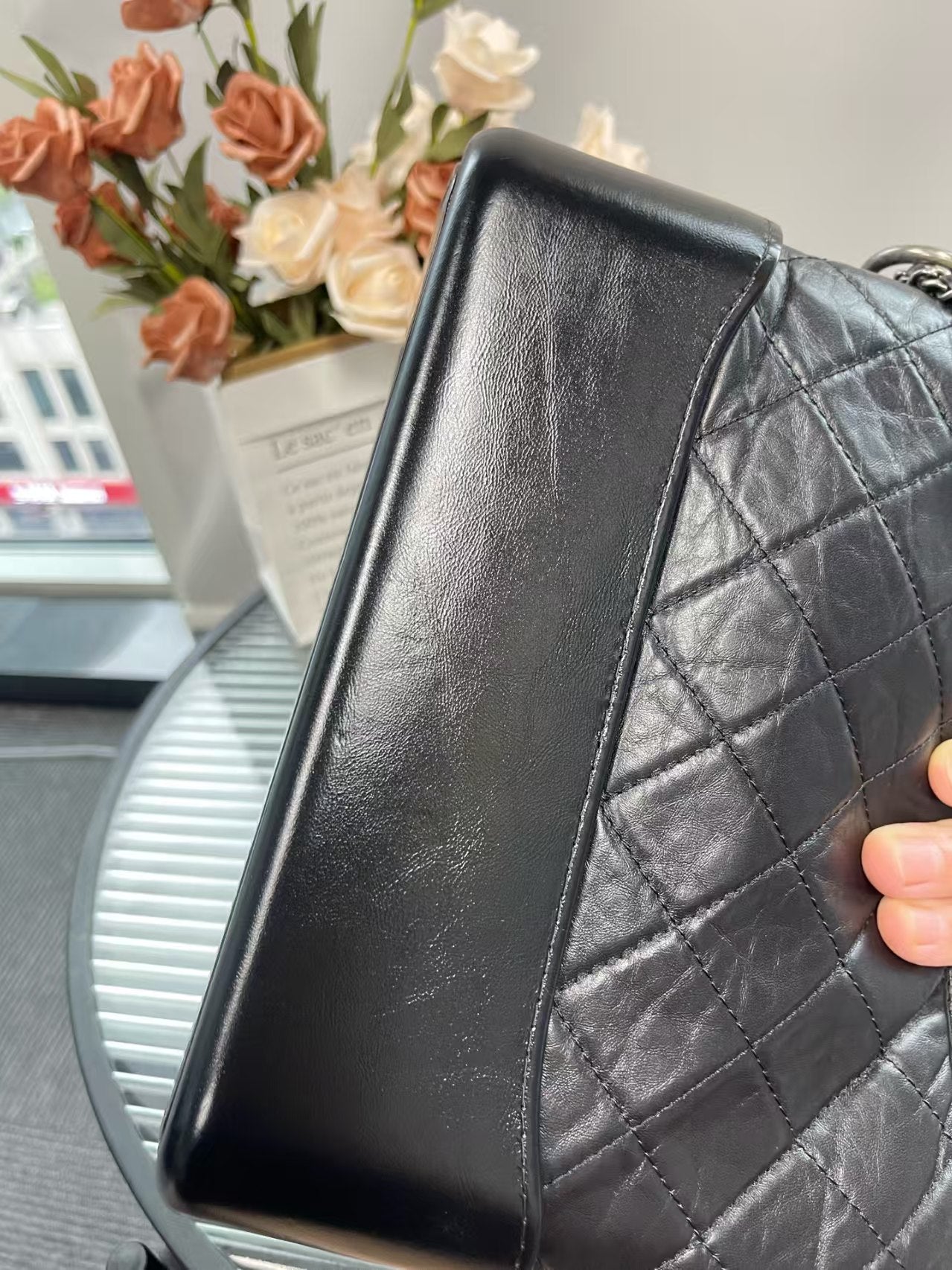 preloved Chanel bag Garbirille medium