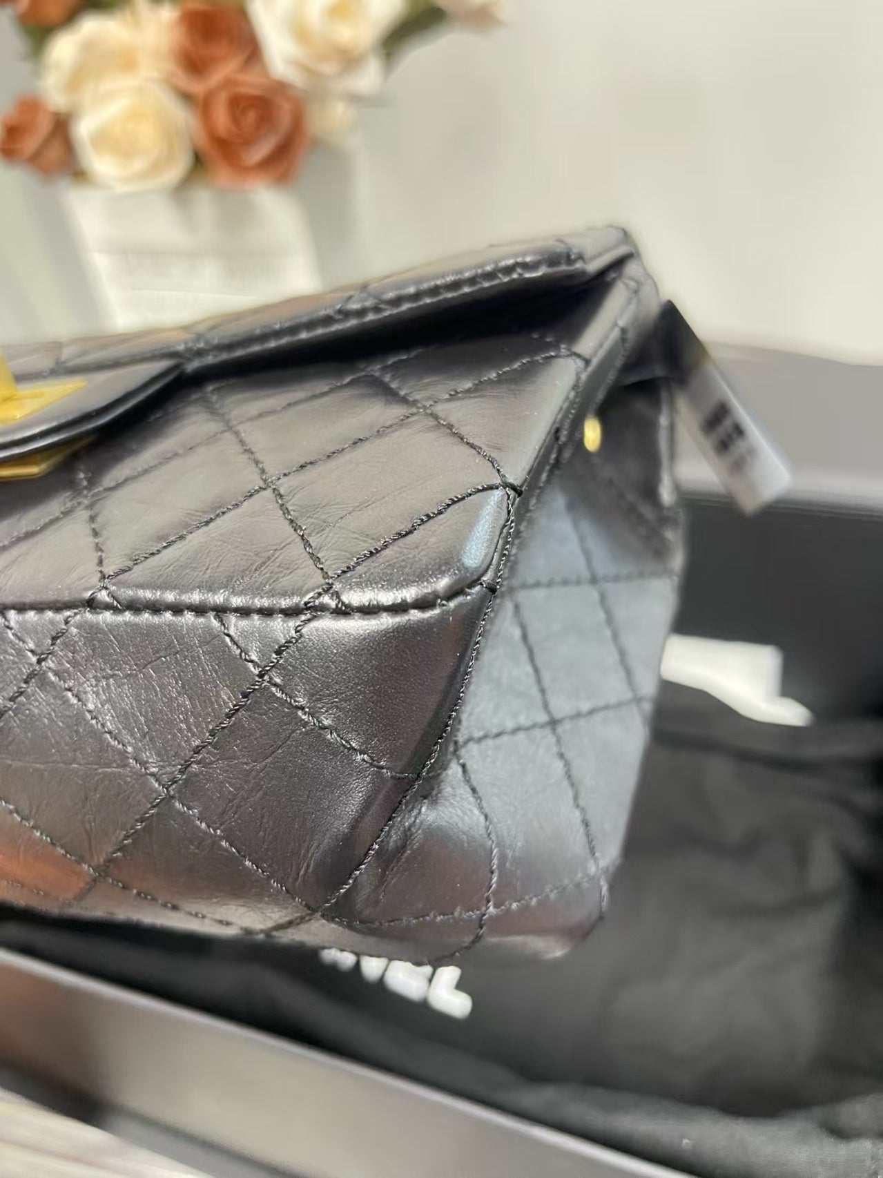 preloved Chanel 2.55 Handbag/Crossbody bag