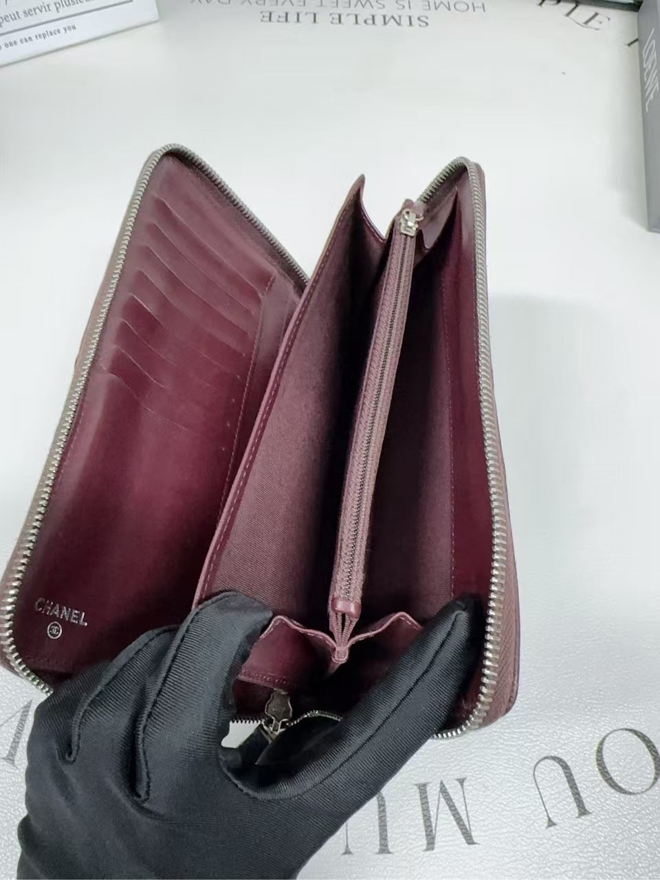 preloved Chanel wallet/long wallet